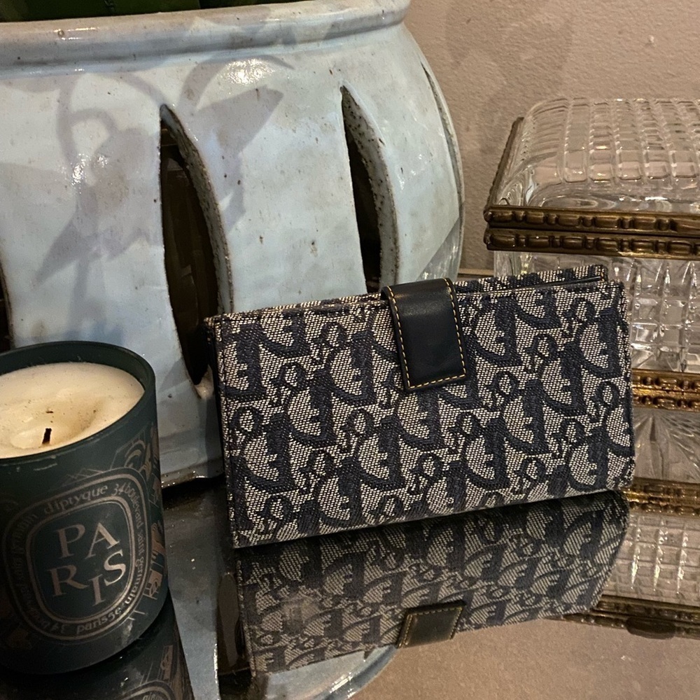 Dior Monogram Saddle Wallet CHAIN NOT INCLUDED - Picture 8 of 16